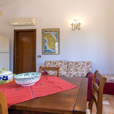 Casa Ulmi Bed & Breakfast Uggiano La Chiesa Dış mekan fotoğraf
