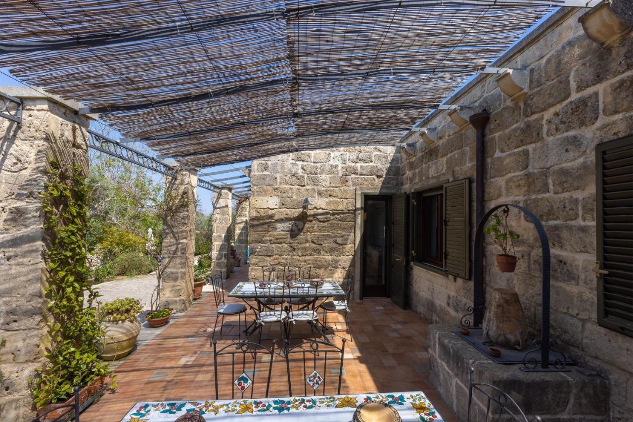 Casa Ulmi Bed & Breakfast Uggiano La Chiesa Dış mekan fotoğraf